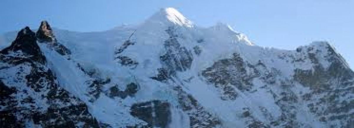 Mera Peak Climbing (6476m)